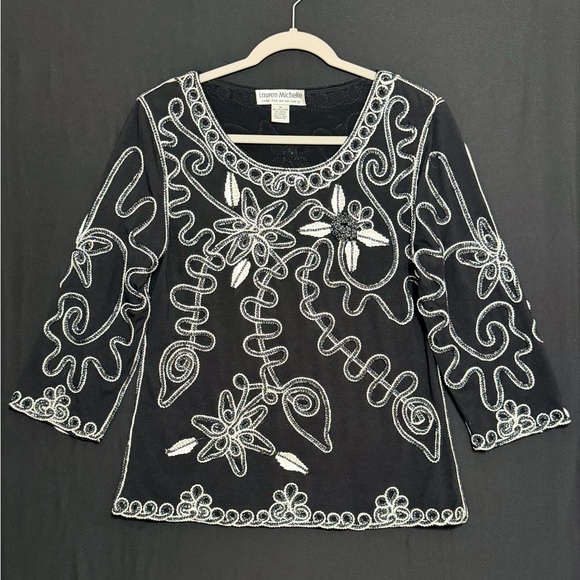 Lauren Michelle Tops - Lauren Michelle Black Top with White & Black Embroidery Ribbon detail VTG Luxury